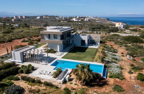 Stavros Villa | Villa Gardenia, villa de luxe avec piscine à débordement