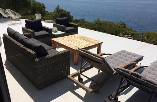 Limni Vouliagmenis Villa | Villa Heleni