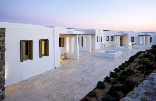 Paraga Villa | Villa in Paraga with 8 bedrooms sleeps 16