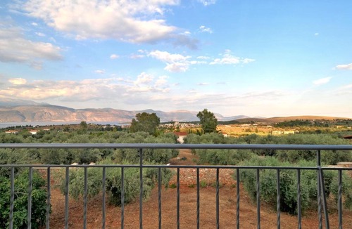 Galaxidi House | VILLA IN THE OLIVE TREES Galaxidi