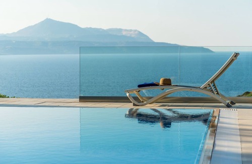 Vamos Villa | Villa Ioanna with heated pool in Plaka, Chania