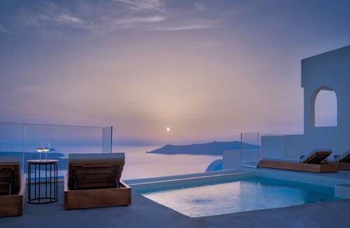 Firostefani Villa | Villa Ioli with Stunning Caldera Views
