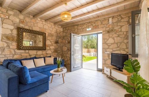 Ano Vasilikos Villa | Villa Ionio Zafeiris by Villa Plus