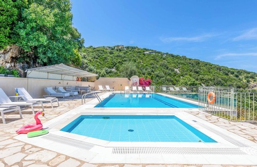 Apraos Villa | Villa Irida - Six Bedroom Villa, Sleeps 14