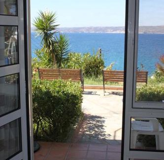 Plaka Apartment | Villa Irini