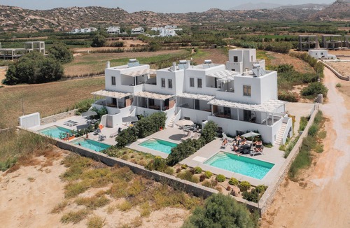 Plaka Villa | Villa Iris - Salinus Naxian Villas -Private Swimming Pool