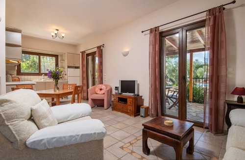 Alonia Villa | Villa Jasmine - Olive Tree Villas