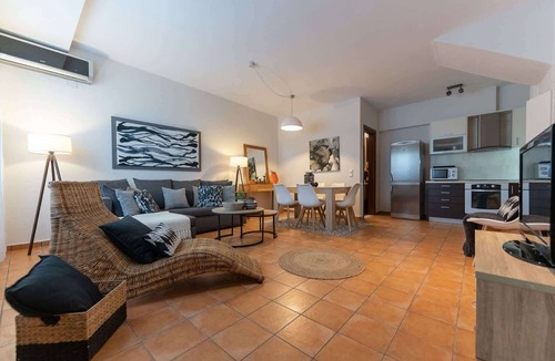Katsarou House | Villa Kallisto – 2BR with Private Pool & Sea View