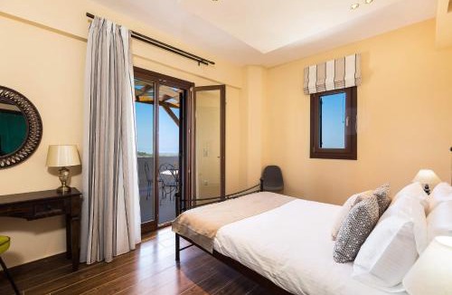 Kirianna Villa | Villa Katifes with Pool, Walk to Amenities & Amazing Views!