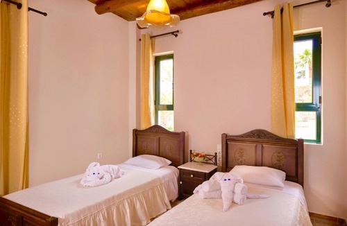 Platanias Villa | Villa Kissos
