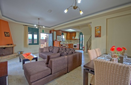 Makhairoi Villa | Villa Koules - Vacation villa with private pool in Crete, Greece