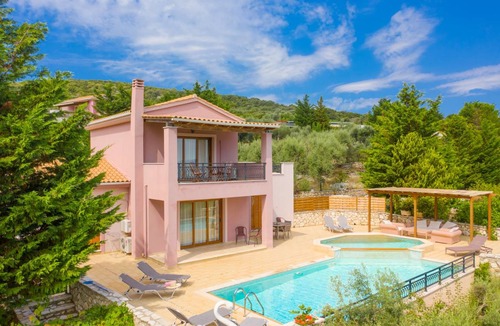 Meganisi Villa | Villa Kyknos