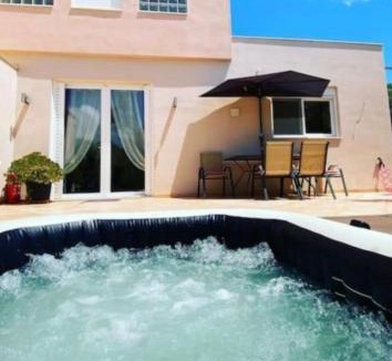 Kropia Villa | Villa Lagonisi