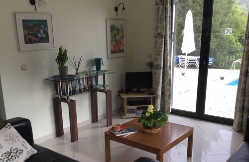 Katokhorion Villa | Villa Lemonia, secluded hillside location above Vlicho Bay