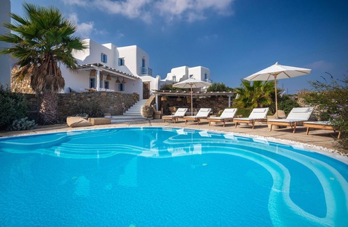 Paraga Villa | Villa Leto swimming pool