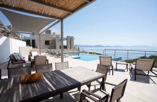 Xiropigado Villa | Villa Levanda, a seafront villa just 20' from Nafplio town. Family-friendly!