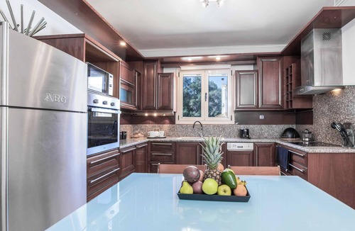 Kavos Villa | Villa Loukiana - Three Bedroom Villa, Sleeps 7