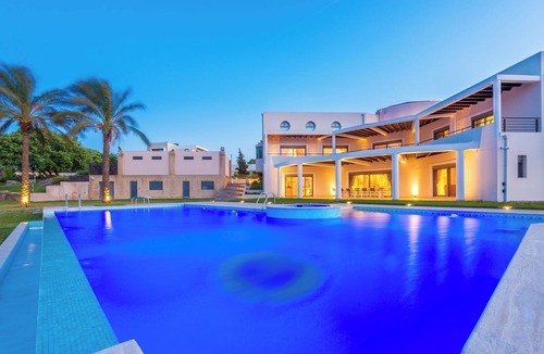 Kallithea Villa | Villa Louloudi
