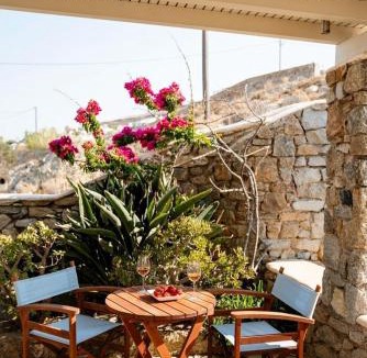 Ornos Villa | Villa Magenta