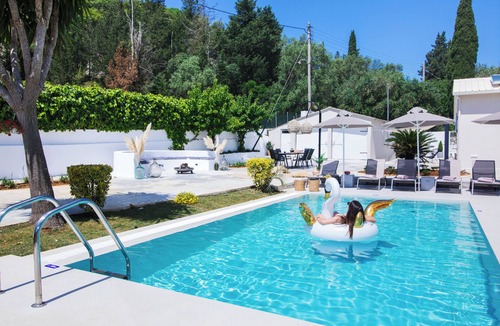 Spartylas Villa | Villa Maison Mata with Pool, Villa Maison Mata with swimming pool