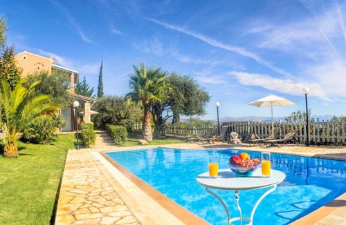 Pirgi Villa | Villa Malama