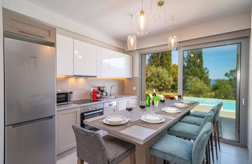 Sami Villa | Villa Mandolin by Villa Plus
