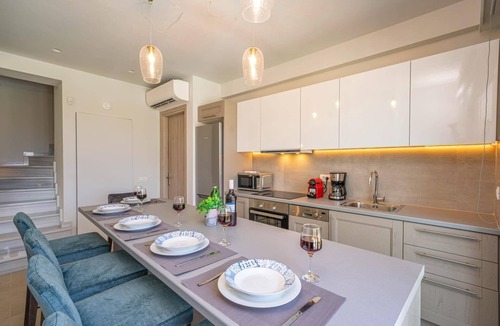 Sami Villa | Villa Mandolin by Villa Plus