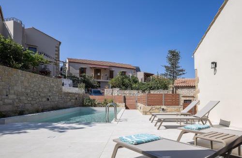 Spilia Villa | Villa Manmar - Timeless Heritage by etouri