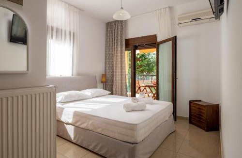 Toroni Apartment | Villa Maria 2