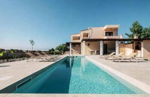 Gennadi Villa | Villa Maribia with Private pool
