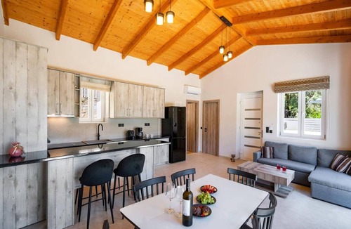 Katokhorion Villa | Villa Mario by Villa Plus