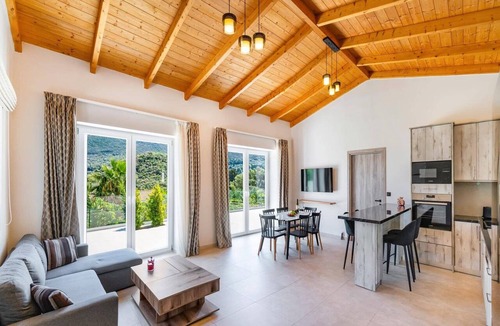 Katokhorion Villa | Villa Mario by Villa Plus