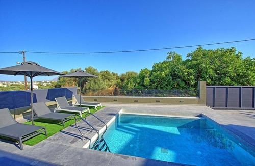 Kato Galatas Villa | Villa Maripol - Holiday Villa Rental with private swimming pool on the Island of Crete