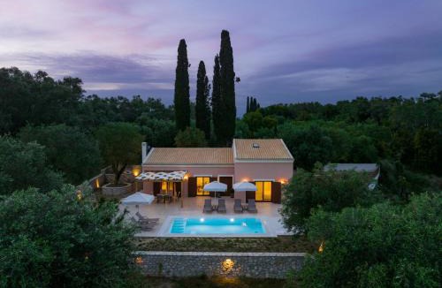 Perama Villa | Villa Markia