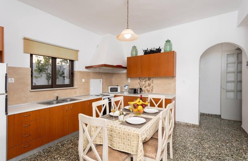 Kefalas Villa | Villa Maro Large Private Pool, A/C, WiFi