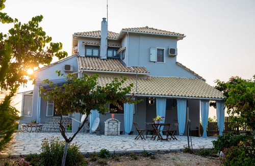 Kalamitsi Apartment | VILLA MATULA Apartment DEILINO