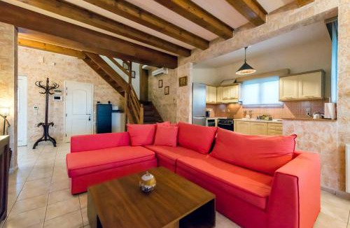 Chalikounas Villa | Villa Maxim with Private Pool & Tennis Court