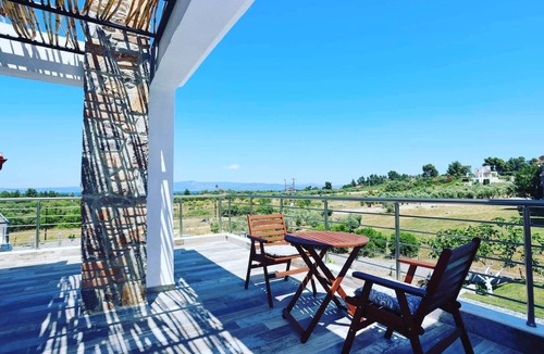 Pefkochori Villa | Villa Mediterraneo