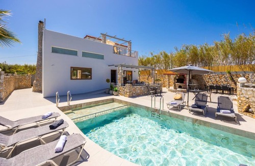 Tavronitis Villa | Villa Melina - Four Bedroom Villa, Sleeps 8