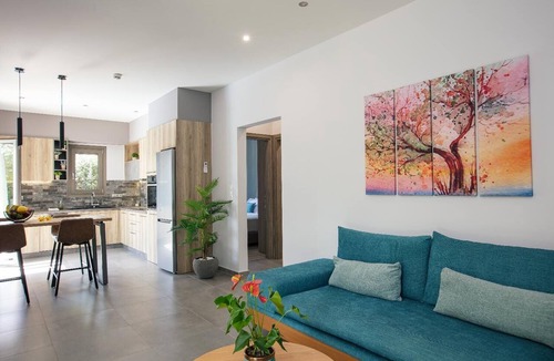 Armenoi Villa | Villa Memories - Four Bedroom Villa, Sleeps 8
