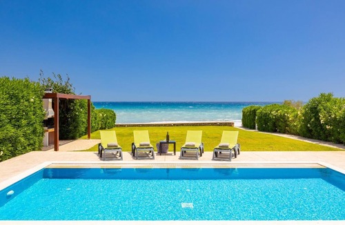 Lahania Villa | Villa Metis - Three Bedroom Villa, Sleeps 6
