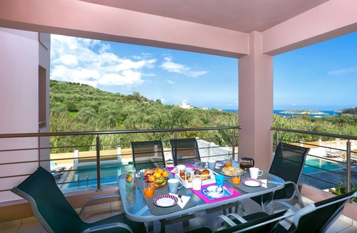 Kalyves Villa | Villa Mimis with private pool nr Almyrida & Kalyves