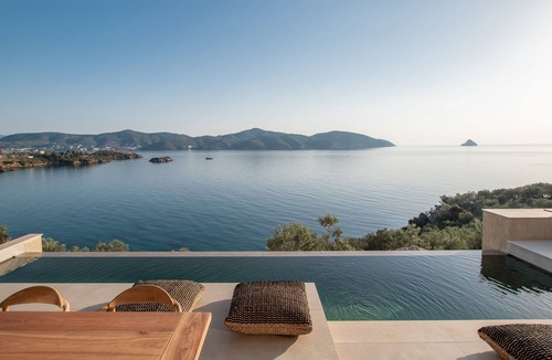 Troezen Villa | Villa myporos