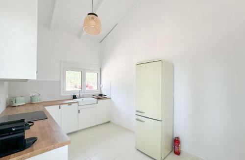 Loutsa Villa | Villa Naturaleza