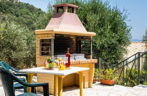 Barbati Villa | Villa Nefeli in Nisaki