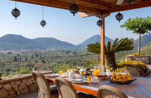 Nidri Villa | Villa Nidri - Four Bedroom Villa, Sleeps 8