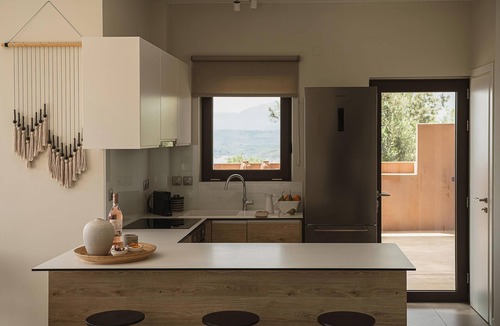 Sternes Villa | Villa Niolos II, Near Marathi Beach with eco pool