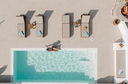 Naxos Town Villa | Villa of Roses in Naxos - Private villa with pool