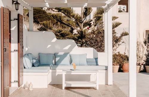 Naxos Town Villa | Villa of Roses - Private villa with pool