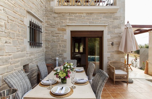 Magnisia Villa | Villa Okalia, Luxury stone villa with private pool and delicate decoration.